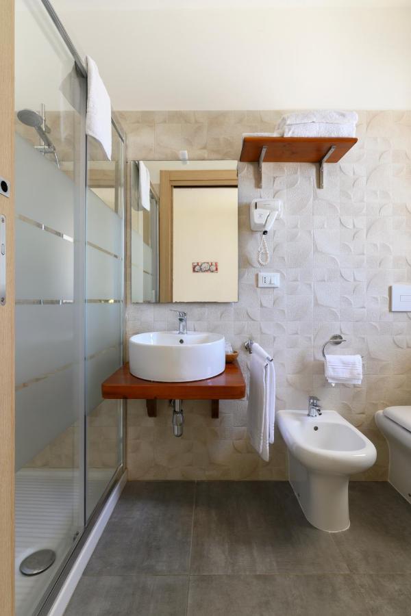 Casa Cardignan Bed & Breakfast Diso Ngoại thất bức ảnh